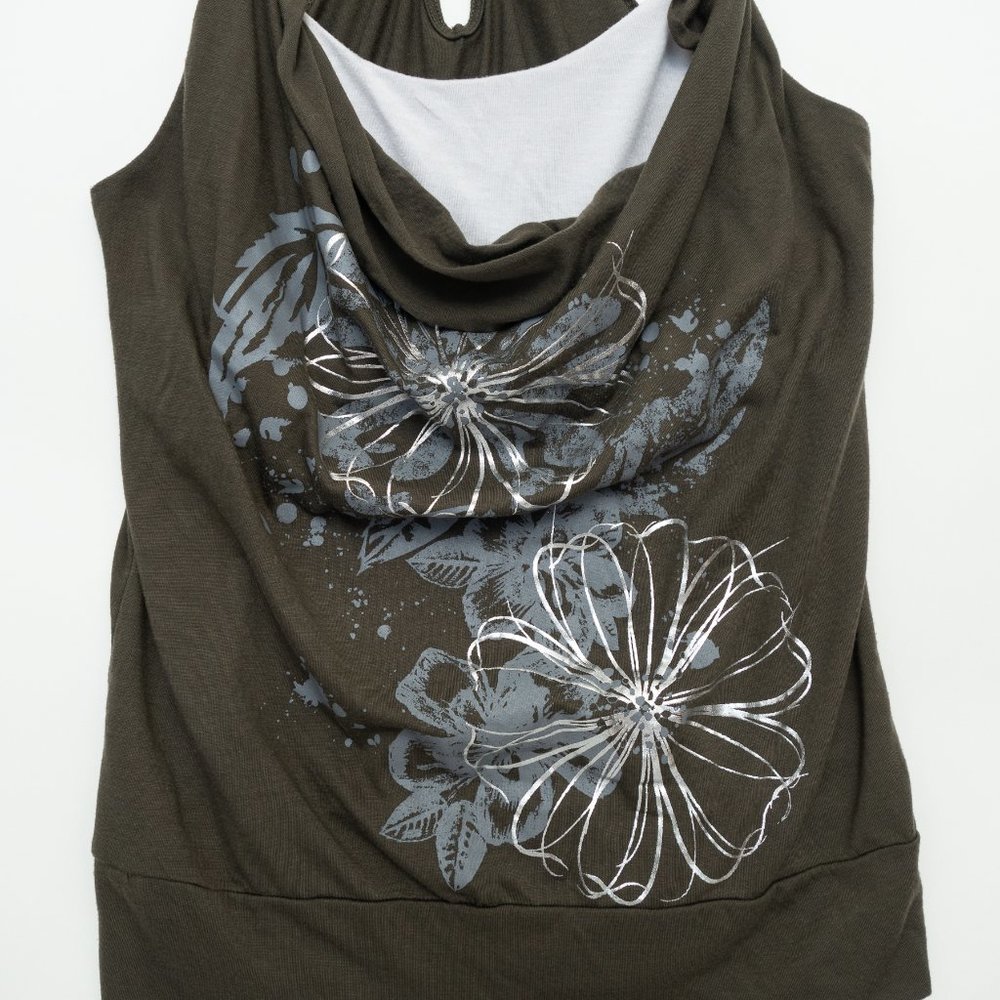 Derek Heart Y-Back Rope-Strap Tank - Picture 2 of 7
